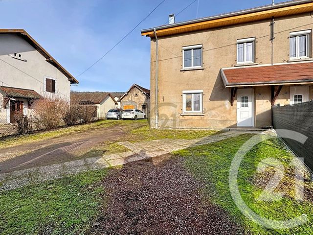 immeuble - BELONCHAMP - 70