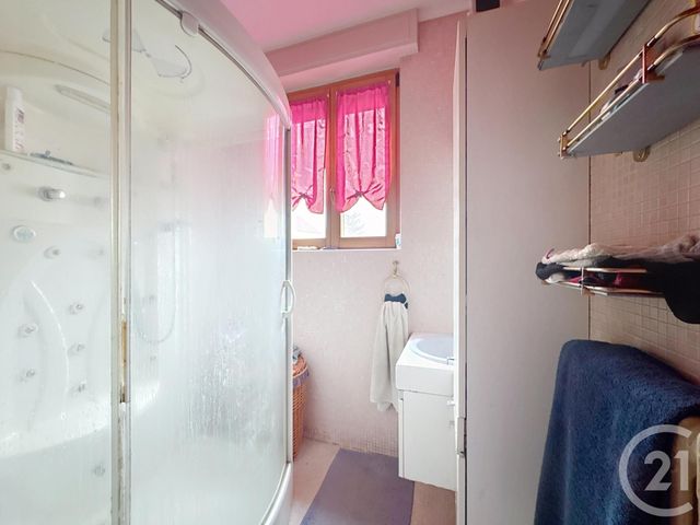 Maison &agrave; louer - 3 pi&egrave;ces - 162,76 m2 - Melisey - 70 - FRANCHE-COMTE