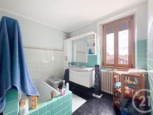 Maison &agrave; louer - 3 pi&egrave;ces - 162,76 m2 - Melisey - 70 - FRANCHE-COMTE