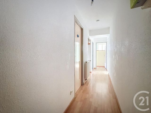 Appartement F2 &agrave; louer - 2 pi&egrave;ces - 40,24 m2 - Lure - 70 - FRANCHE-COMTE