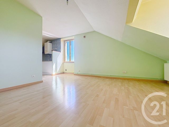 Appartement F2 &agrave; louer - 2 pi&egrave;ces - 40,24 m2 - Lure - 70 - FRANCHE-COMTE