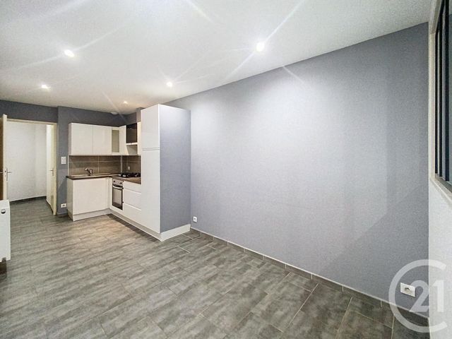 Maison &agrave; louer - 3 pi&egrave;ces - 60,52 m2 - Lure - 70 - FRANCHE-COMTE