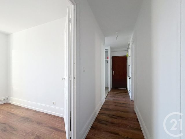 Appartement F3 &agrave; louer - 3 pi&egrave;ces - 65 m2 - Belfort - 90 - FRANCHE-COMTE