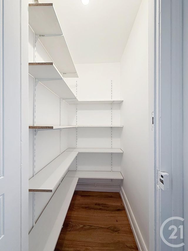 Appartement F3 &agrave; louer - 3 pi&egrave;ces - 65 m2 - Belfort - 90 - FRANCHE-COMTE