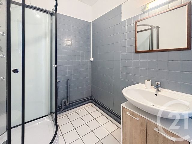 Appartement F1 &agrave; louer - 2 pi&egrave;ces - 30,60 m2 - Luxeuil Les Bains - 70 - FRANCHE-COMTE