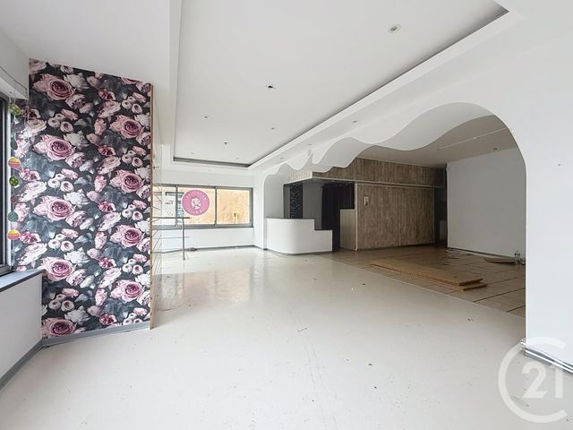 Appartement Local &agrave; louer - 4 pi&egrave;ces - 110,12 m2 - Lure - 70 - FRANCHE-COMTE