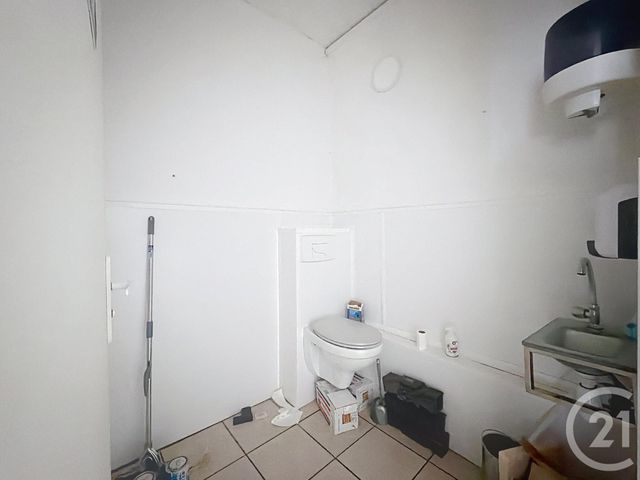 Appartement Local &agrave; louer - 4 pi&egrave;ces - 110,12 m2 - Lure - 70 - FRANCHE-COMTE