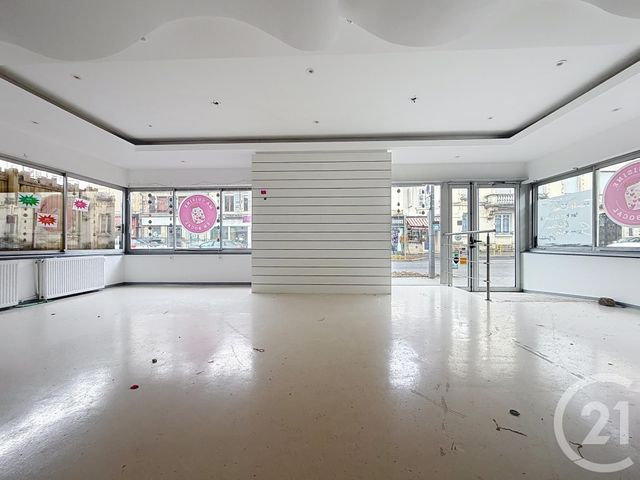 Appartement Local &agrave; louer - 4 pi&egrave;ces - 110,12 m2 - Lure - 70 - FRANCHE-COMTE