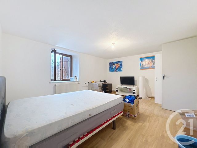 Appartement F3 &agrave; louer - 3 pi&egrave;ces - 71,57 m2 - Luxeuil Les Bains - 70 - FRANCHE-COMTE