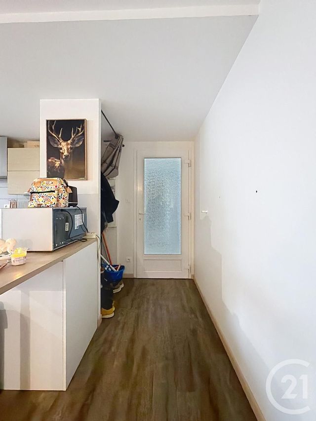 Appartement F3 &agrave; louer - 3 pi&egrave;ces - 72 m2 - Lure - 70 - FRANCHE-COMTE