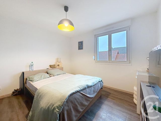 Appartement F3 &agrave; louer - 3 pi&egrave;ces - 72 m2 - Lure - 70 - FRANCHE-COMTE