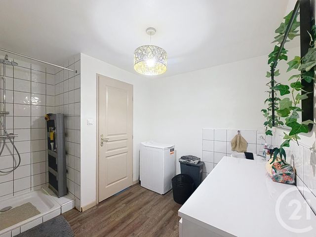 Appartement F3 &agrave; louer - 3 pi&egrave;ces - 72 m2 - Lure - 70 - FRANCHE-COMTE