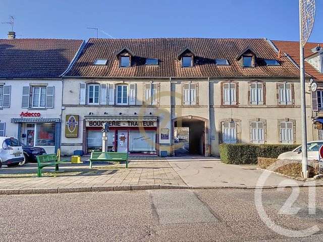 Appartement Local &agrave; louer - 8 pi&egrave;ces - 150 m2 - Lure - 70 - FRANCHE-COMTE