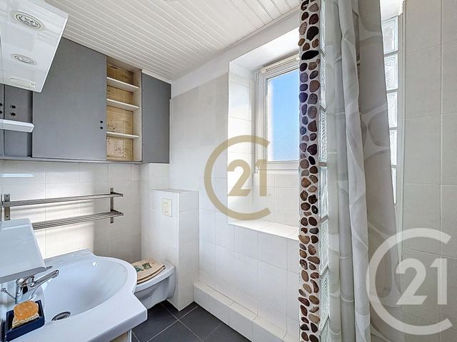 Appartement F3 &agrave; vendre - 3 pi&egrave;ces - 59,45 m2 - Belfort - 90 - FRANCHE-COMTE