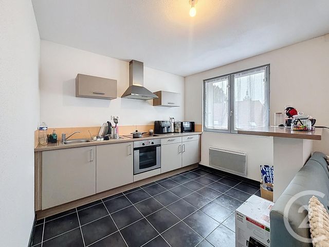 Appartement F3 &agrave; louer - 3 pi&egrave;ces - 65,31 m2 - Lure - 70 - FRANCHE-COMTE