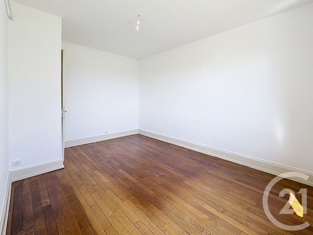 Appartement F3 &agrave; louer - 3 pi&egrave;ces - 63,08 m2 - Lure - 70 - FRANCHE-COMTE