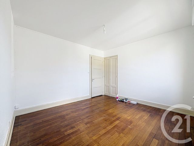 Appartement F3 &agrave; louer - 3 pi&egrave;ces - 63,08 m2 - Lure - 70 - FRANCHE-COMTE