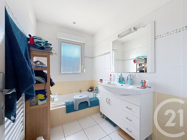 Maison &agrave; louer - 4 pi&egrave;ces - 96,60 m2 - Magny Vernois - 70 - FRANCHE-COMTE