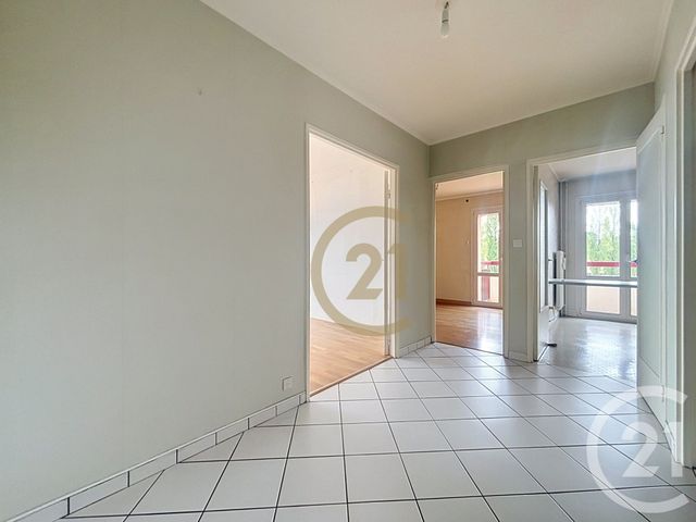 Appartement F4 &agrave; vendre - 4 pi&egrave;ces - 84,79 m2 - Lure - 70 - FRANCHE-COMTE