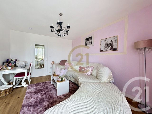 Appartement F4 &agrave; vendre - 4 pi&egrave;ces - 69 m2 - Lure - 70 - FRANCHE-COMTE