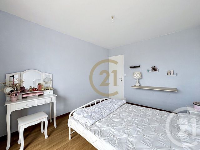 Appartement F4 &agrave; vendre - 4 pi&egrave;ces - 69 m2 - Lure - 70 - FRANCHE-COMTE
