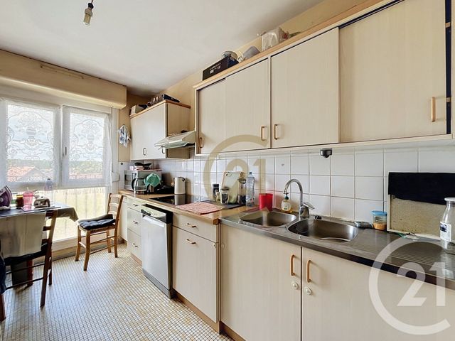 Appartement F5 &agrave; vendre - 5 pi&egrave;ces - 95 m2 - Luxeuil Les Bains - 70 - FRANCHE-COMTE
