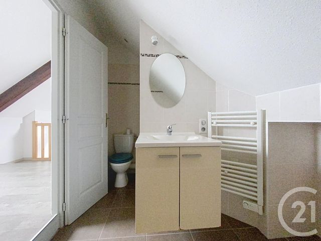 Appartement F2 &agrave; louer - 2 pi&egrave;ces - 33,36 m2 - Lure - 70 - FRANCHE-COMTE