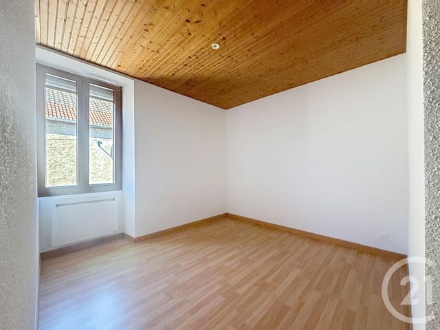 Appartement F4 &agrave; louer - 4 pi&egrave;ces - 85 m2 - Gouhenans - 70 - FRANCHE-COMTE