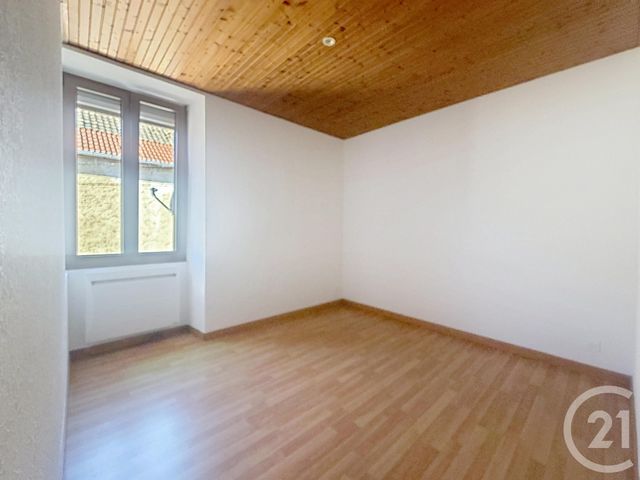 Appartement F4 &agrave; louer - 4 pi&egrave;ces - 85 m2 - Gouhenans - 70 - FRANCHE-COMTE