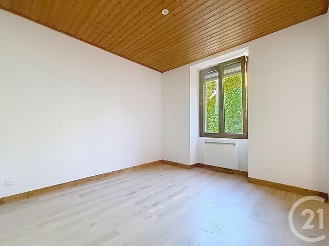 Appartement F4 &agrave; louer - 4 pi&egrave;ces - 85 m2 - Gouhenans - 70 - FRANCHE-COMTE
