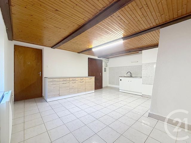 Appartement F4 &agrave; louer - 4 pi&egrave;ces - 85 m2 - Gouhenans - 70 - FRANCHE-COMTE
