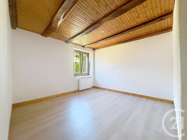Appartement F4 &agrave; louer - 4 pi&egrave;ces - 85 m2 - Gouhenans - 70 - FRANCHE-COMTE