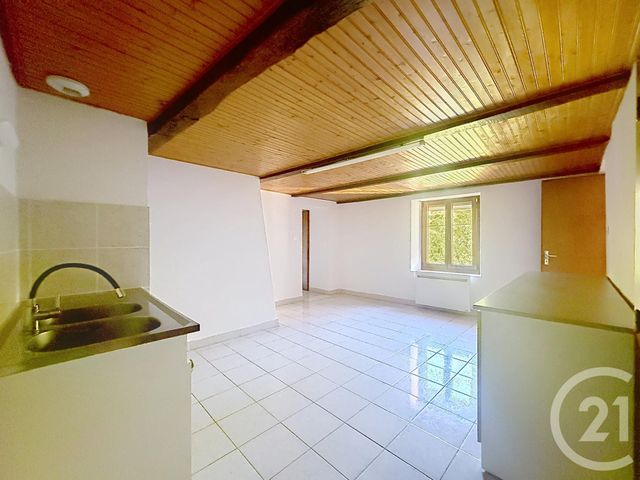 Appartement F4 &agrave; louer - 4 pi&egrave;ces - 85 m2 - Gouhenans - 70 - FRANCHE-COMTE