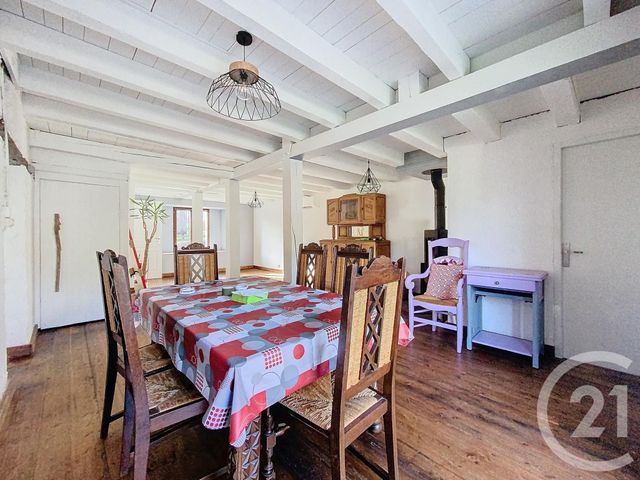 Maison &agrave; louer - 4 pi&egrave;ces - 113 m2 - Fresse - 70 - FRANCHE-COMTE