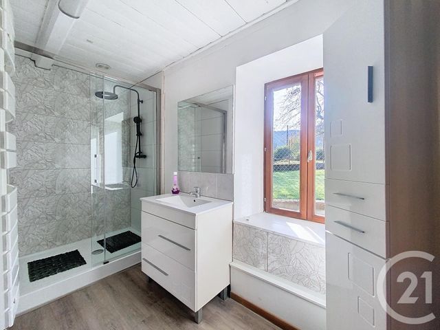 Maison &agrave; louer - 4 pi&egrave;ces - 113 m2 - Fresse - 70 - FRANCHE-COMTE