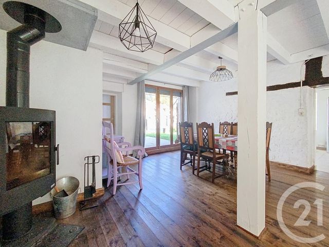 Maison &agrave; louer - 4 pi&egrave;ces - 113 m2 - Fresse - 70 - FRANCHE-COMTE