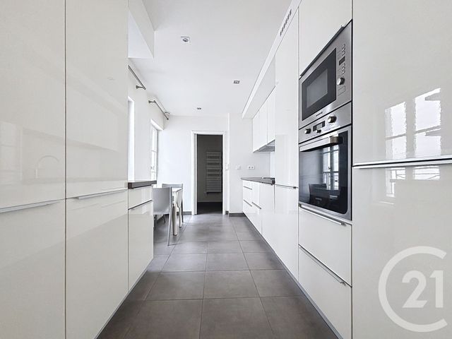Appartement F3 &agrave; louer - 3 pi&egrave;ces - 57,20 m2 - Luxeuil Les Bains - 70 - FRANCHE-COMTE