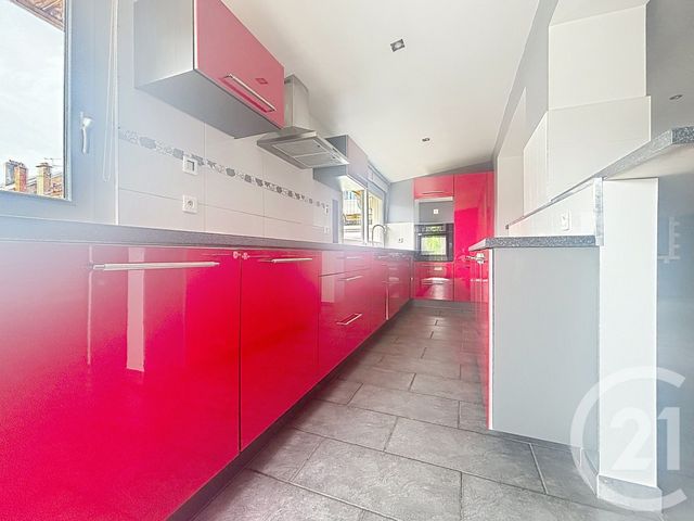 Appartement F4 &agrave; louer - 4 pi&egrave;ces - 109,85 m2 - Vesoul - 70 - FRANCHE-COMTE