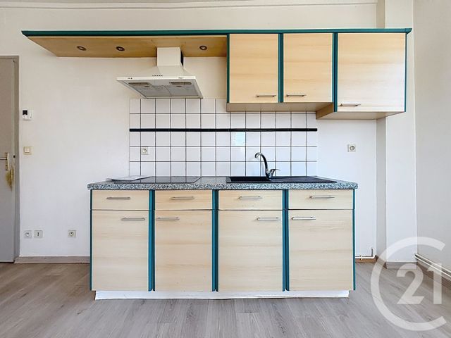 Appartement F3 &agrave; louer - 3 pi&egrave;ces - 59,22 m2 - Vesoul - 70 - FRANCHE-COMTE