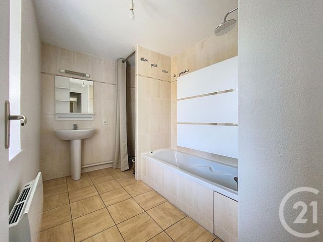 Appartement F4 &agrave; louer - 4 pi&egrave;ces - 78,55 m2 - Loulans Verchamp - 70 - FRANCHE-COMTE