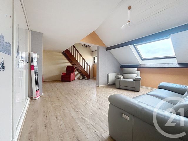 Appartement F4 &agrave; louer - 3 pi&egrave;ces - 80,20 m2 - Vesoul - 70 - FRANCHE-COMTE