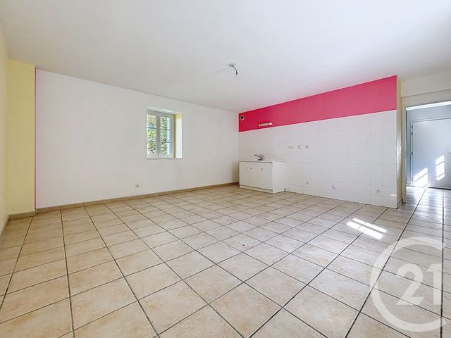 Appartement F3 &agrave; louer - 3 pi&egrave;ces - 66,65 m2 - Loulans Verchamp - 70 - FRANCHE-COMTE