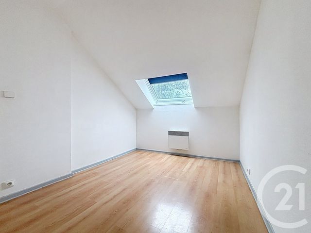 Maison &agrave; louer - 4 pi&egrave;ces - 65,05 m2 - Montcey - 70 - FRANCHE-COMTE