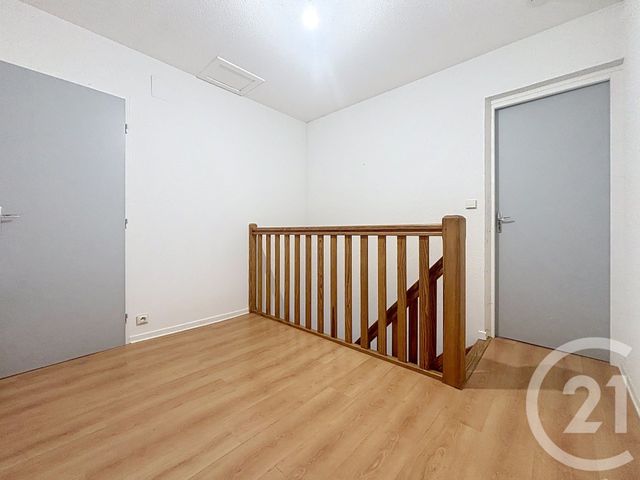 Maison &agrave; louer - 4 pi&egrave;ces - 65,05 m2 - Montcey - 70 - FRANCHE-COMTE