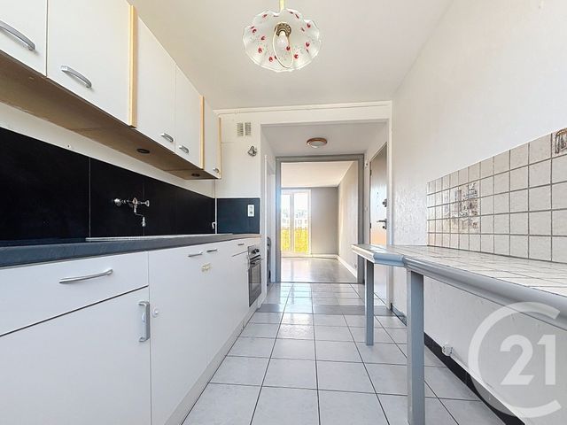 Appartement F3 &agrave; louer - 3 pi&egrave;ces - 59,85 m2 - Vesoul - 70 - FRANCHE-COMTE