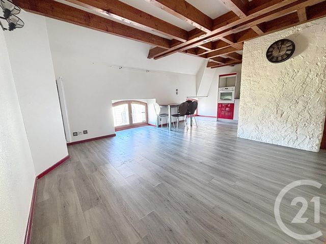 Appartement F2 &agrave; louer - 2 pi&egrave;ces - 45,18 m2 - Vesoul - 70 - FRANCHE-COMTE