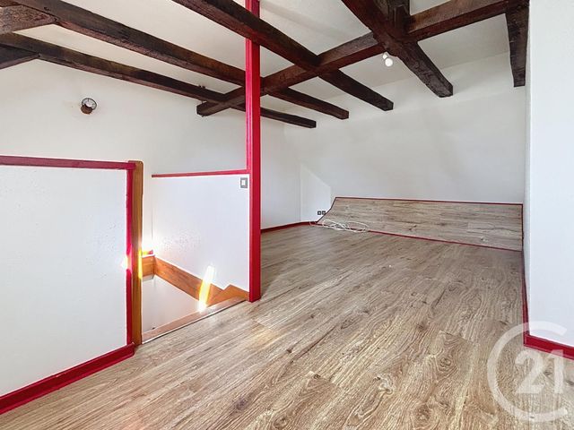 Appartement F2 &agrave; louer - 2 pi&egrave;ces - 45,18 m2 - Vesoul - 70 - FRANCHE-COMTE