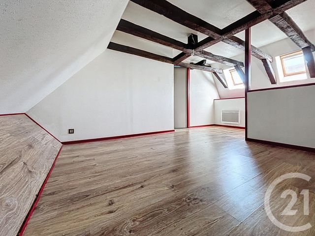 Appartement F2 &agrave; louer - 2 pi&egrave;ces - 45,18 m2 - Vesoul - 70 - FRANCHE-COMTE
