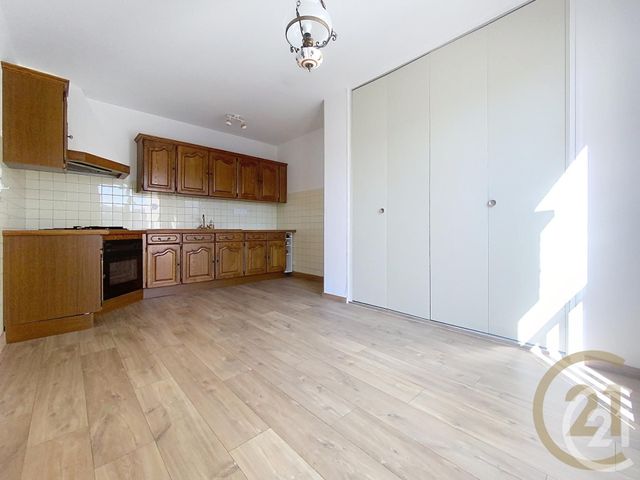 Appartement F4 &agrave; louer - 4 pi&egrave;ces - 89,02 m2 - Vesoul - 70 - FRANCHE-COMTE