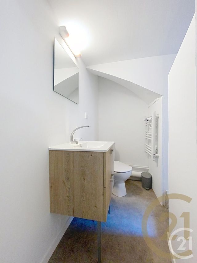 Appartement F2 &agrave; louer - 2 pi&egrave;ces - 29,45 m2 - Vesoul - 70 - FRANCHE-COMTE